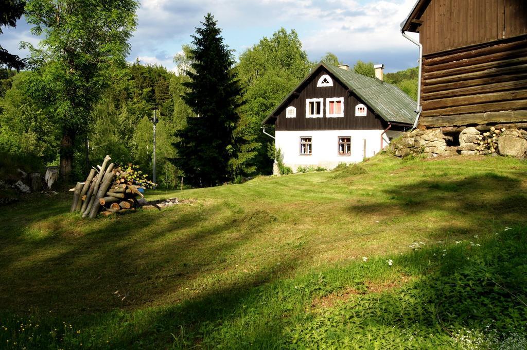 Na Slunecni Pohadkova Chaloupka Ve Sladke Dire Příchovice Szoba fotó